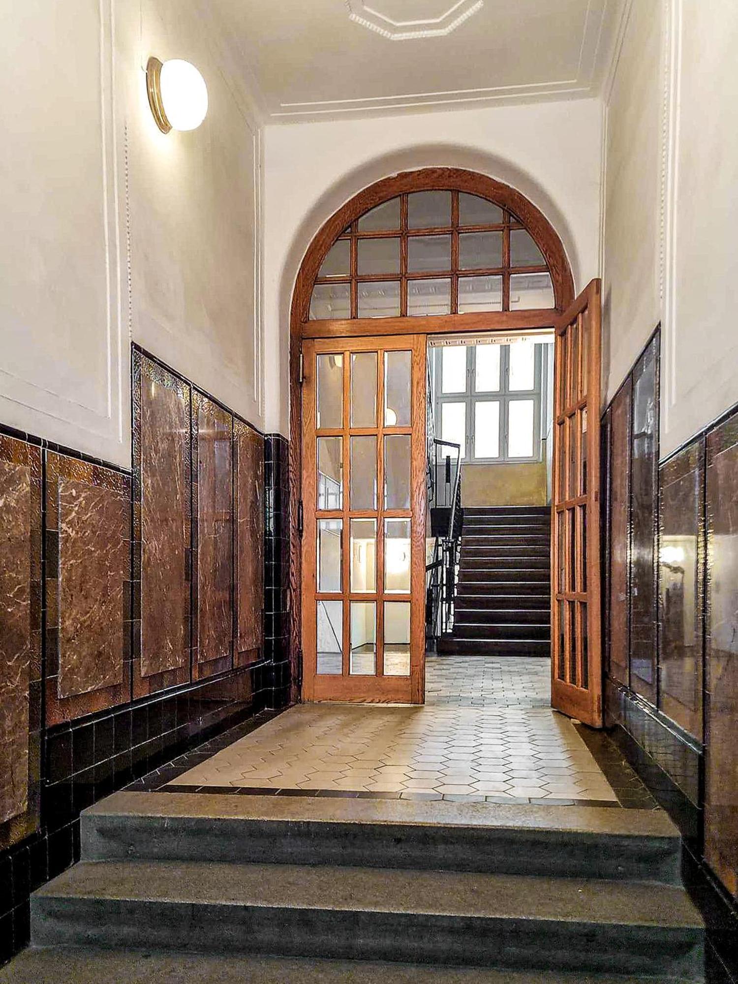 Oasis Apartments At Charles Square Prag Exterior foto